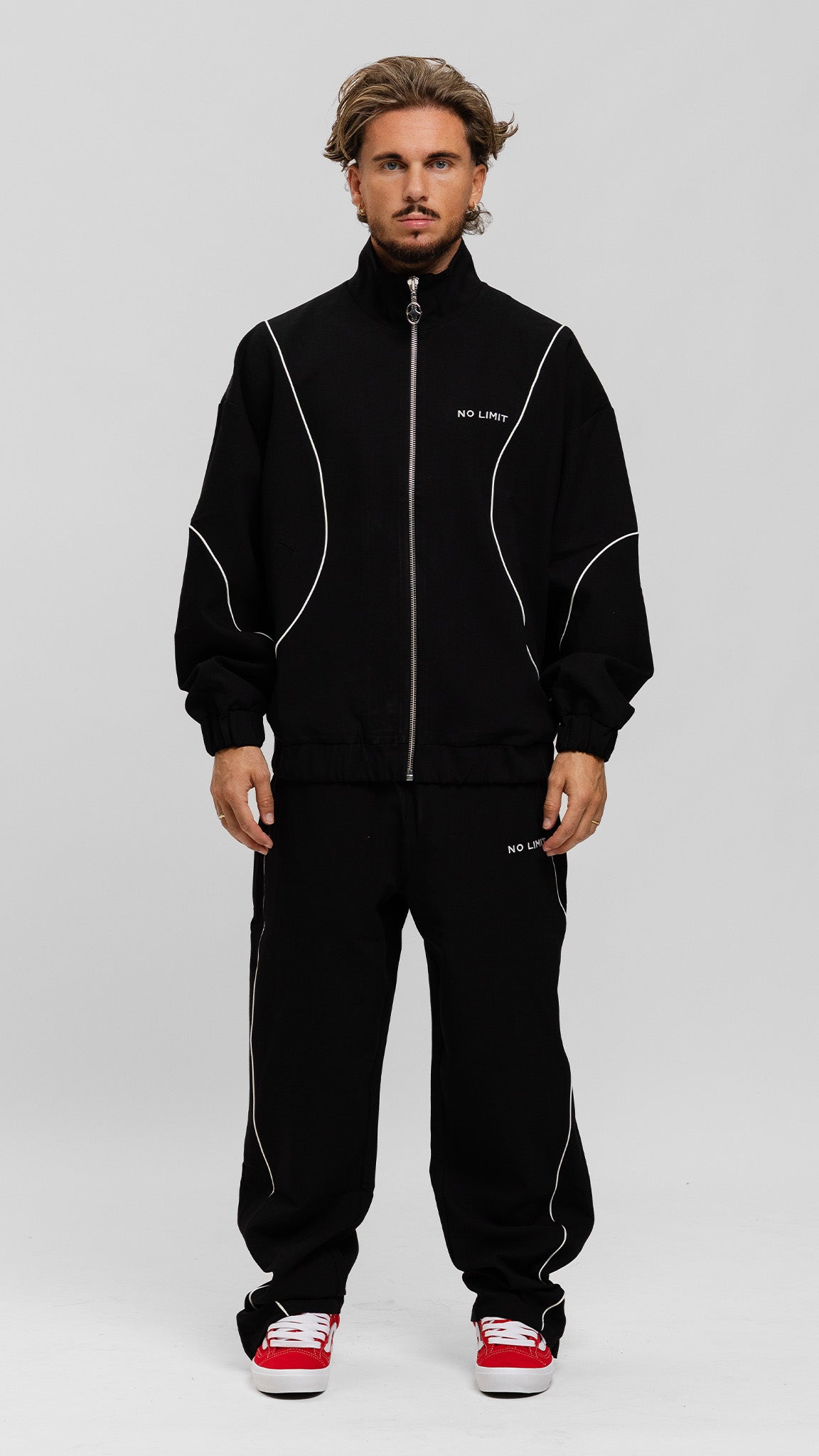 Crane Tracksuit Jacket - Black